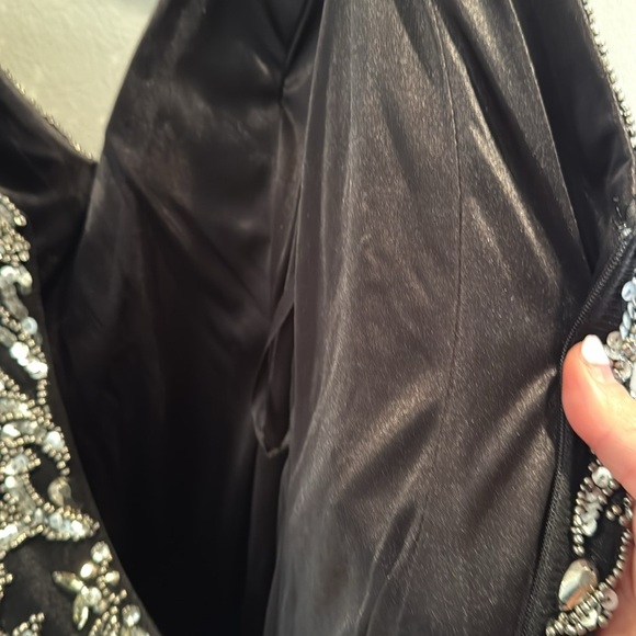 Jovani Black and Silver Embellished Sequin and Beaded Cocktail Dress 6 - Picture 9 of 9